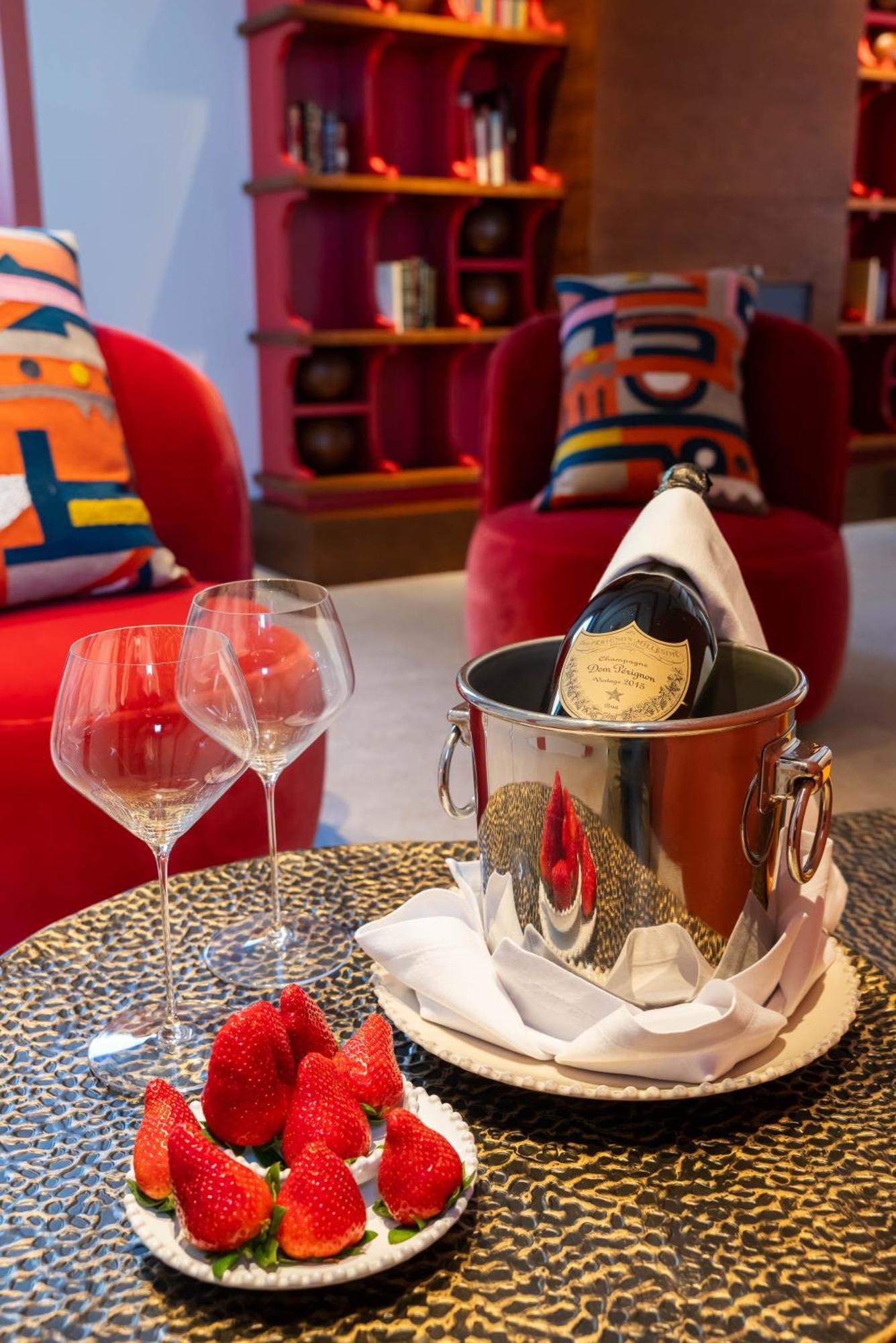 Hotel Boutique Faro Silleiro Байона Екстериор снимка