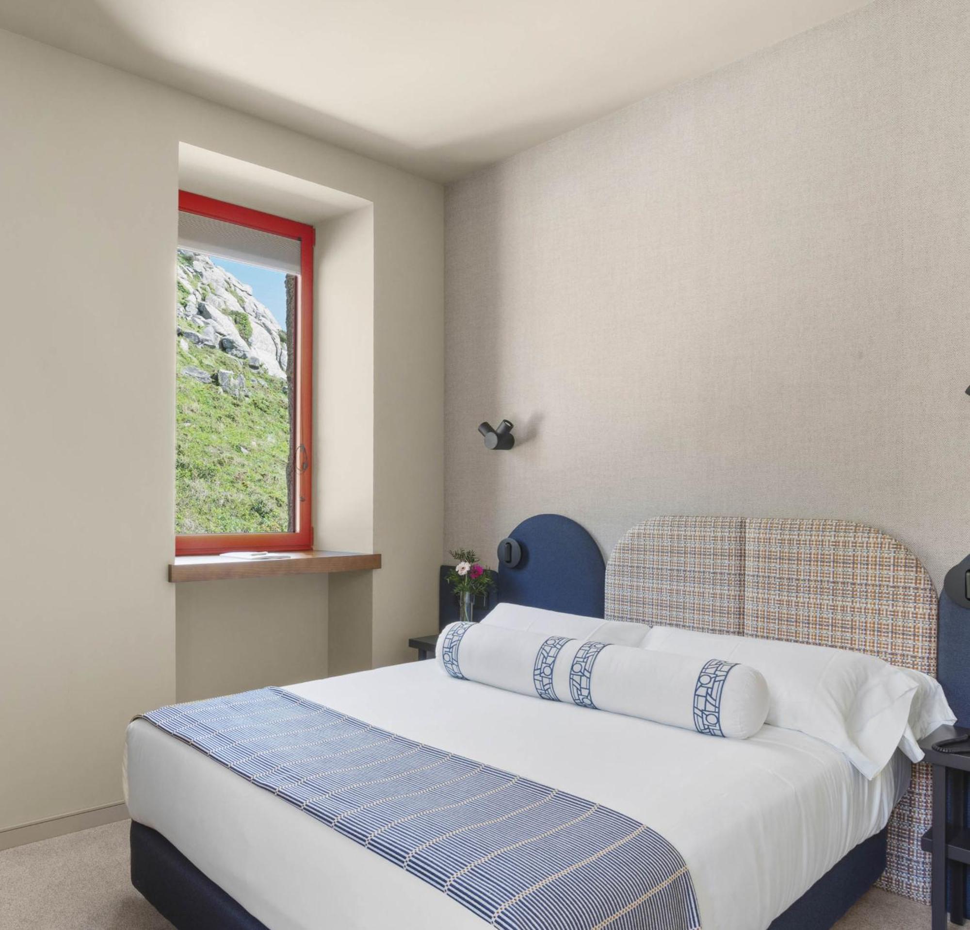 Hotel Boutique Faro Silleiro Байона Стая снимка